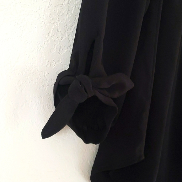 NWOT Express Black Blouse Versatile Neckline w/ Adjustable Bow Ties at Sleeves - Picture 3 of 10